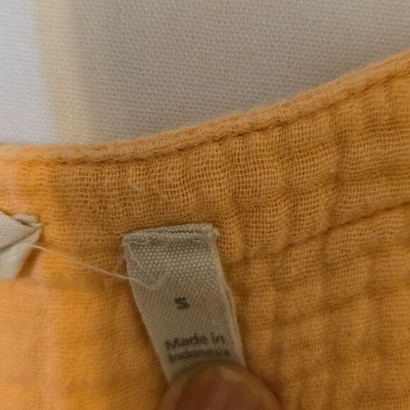 Soft surroundings textured blouse size small. - Picture 8 of 8